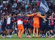 巴黎圣日耳曼足球队准备挑战领先球队的简单介绍